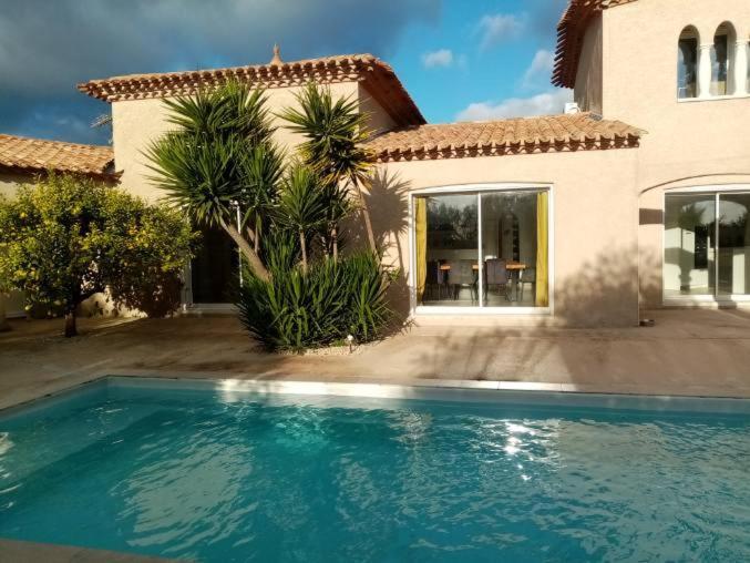 Villa Hacienda Shelsy Magalas Exterior foto