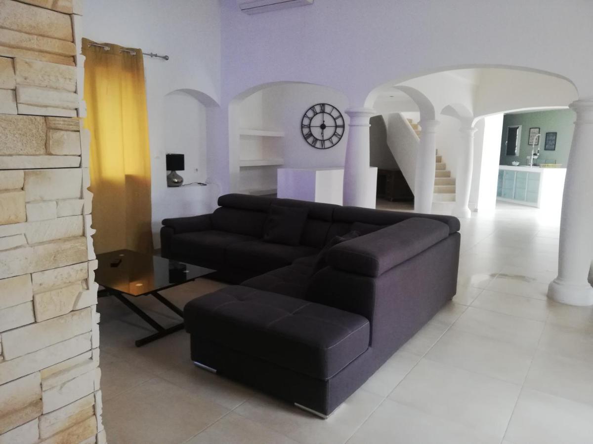 Villa Hacienda Shelsy Magalas Exterior foto